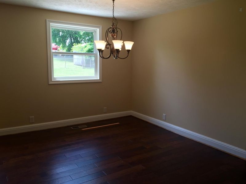 125 N Greenhill Rd, Mount Juliet, TN 37122