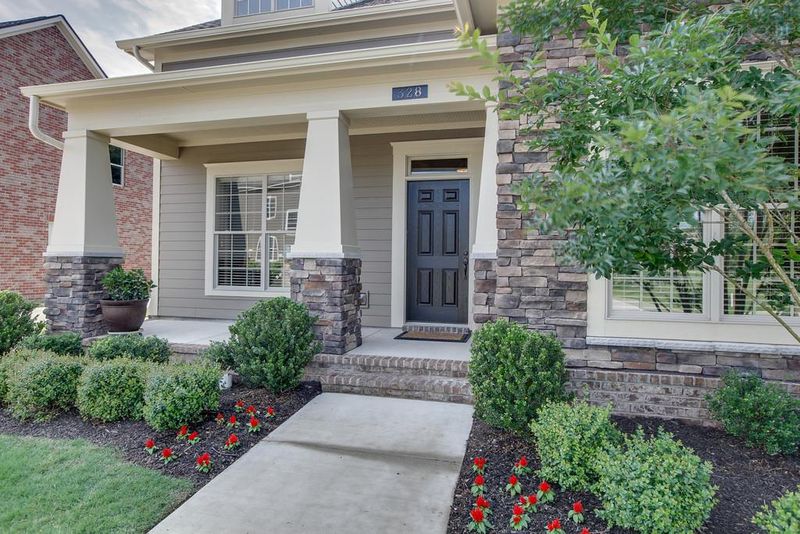 328 Passage Ln, Franklin, TN 37064