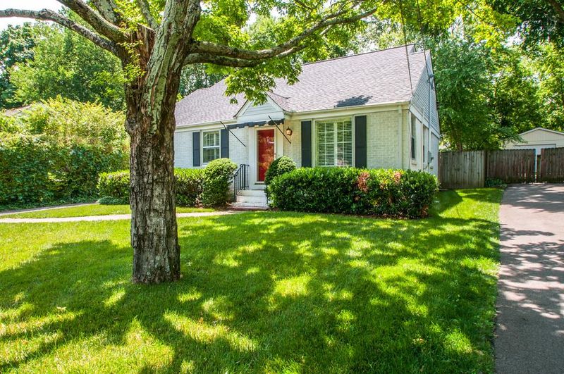 1117 Belvidere Dr, Nashville, TN 37204