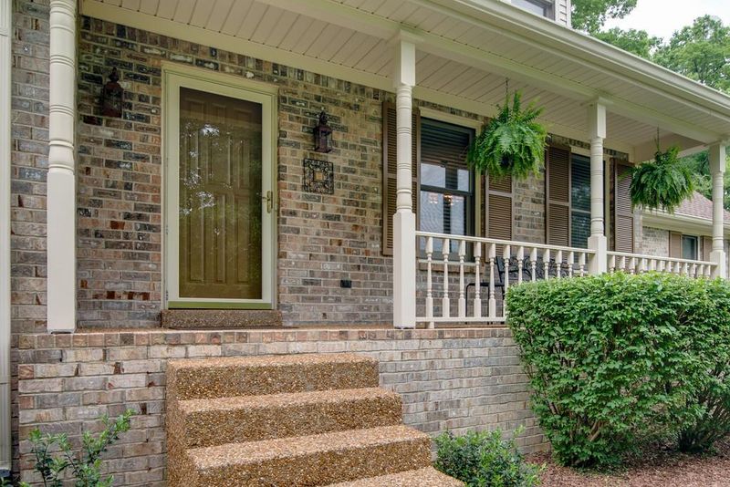204 Scenic Ridge Ct, Old Hickory, TN 37138