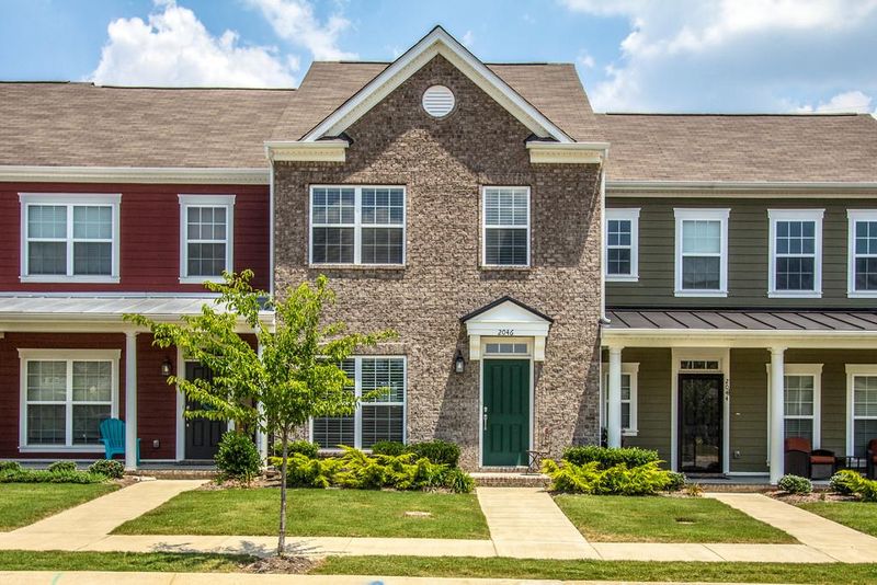 2046 Hemlock Dr #90, Spring Hill, TN 37174