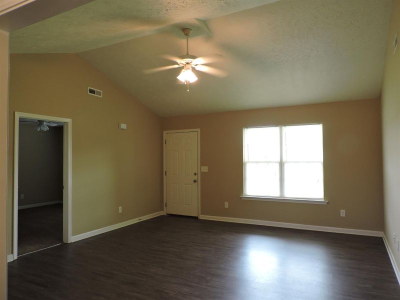 115 Anniston Dr, Murfreesboro, TN 37130
