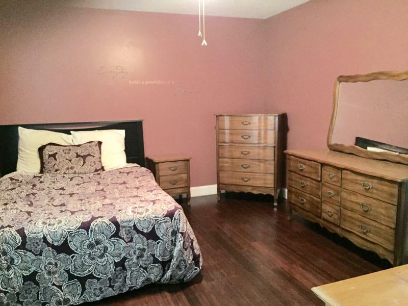 2033 Abingdon Dr, La Vergne, TN 37086