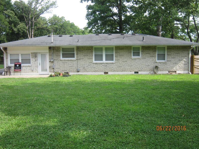 202 Malvin St, Gallatin, TN 37066