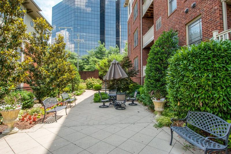 3102 West End Circle #104 #104, Nashville, TN 37203
