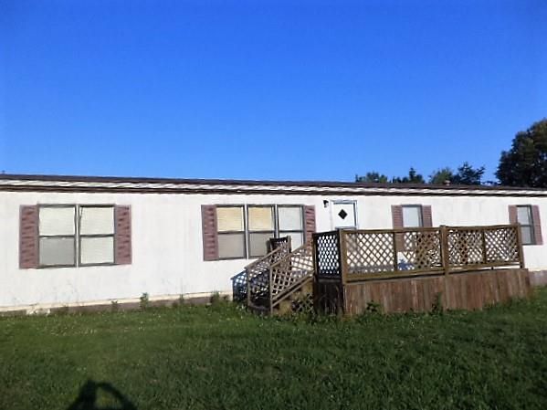 254 Fairfield Rd, Bethpage, TN 37022