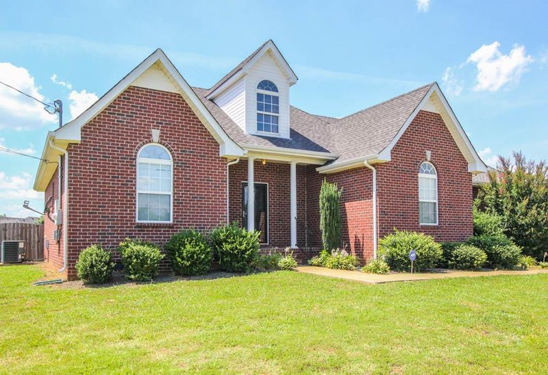 123 Drema Ct, Murfreesboro, TN 37127
