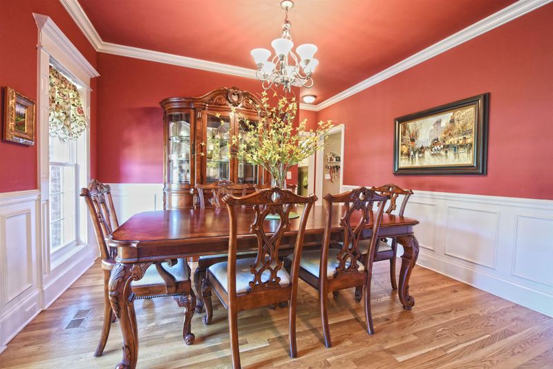 3911 Rowland Rd, Murfreesboro, TN 37128