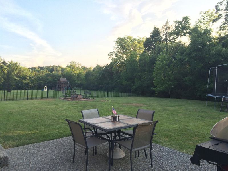 2016 Oakland Rn, Mount Juliet, TN 37122