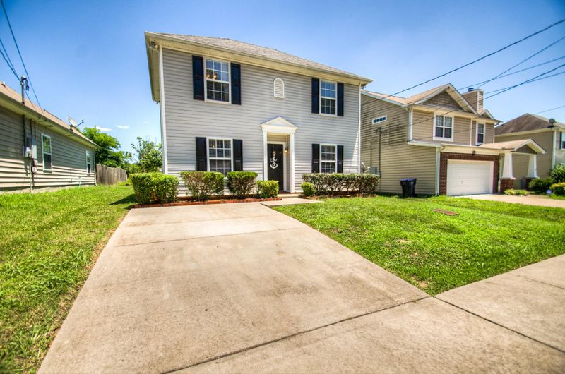 7488 Maggie Dr, Antioch, TN 37013