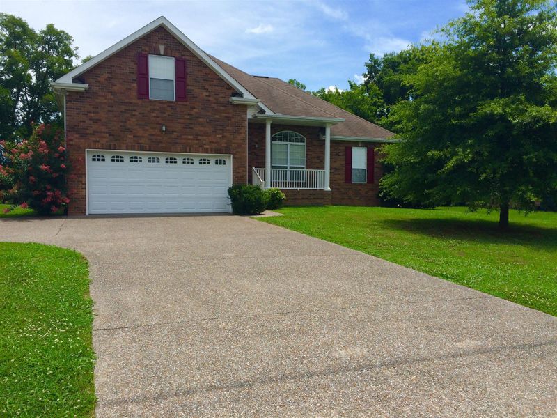 433 Remington Ave, Gallatin, TN 37066