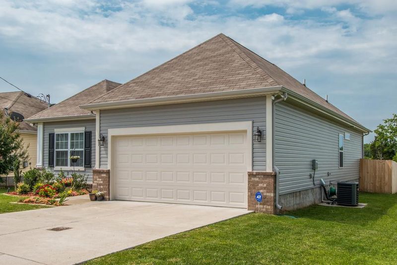 8508 Lawson Dr, Antioch, TN 37013