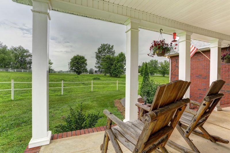 3675 Dobbin Rd, Springfield, TN 37172