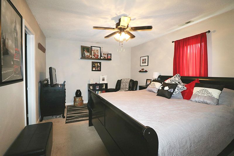 427 Barksdale, White House, TN 37188