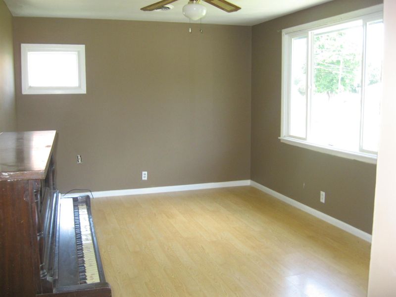 305 Aurora, Madison, TN 37115