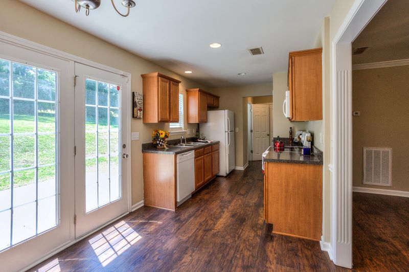 3136 Skinner Dr, Antioch, TN 37013