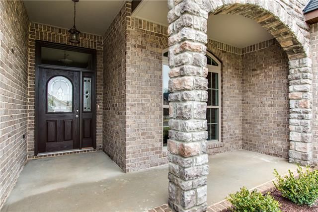 101 Silverstone Ln, Hermitage, TN 37076
