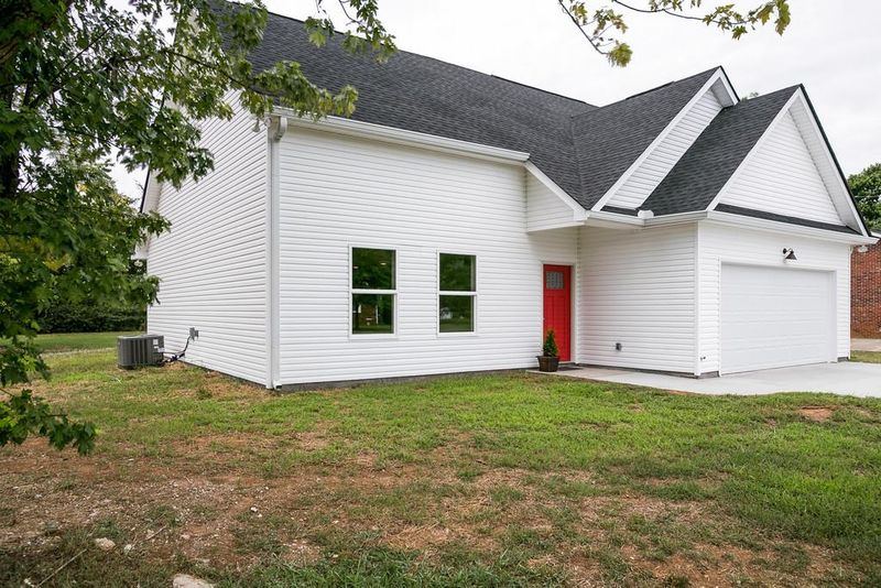 5409 Ellis Pl, Murfreesboro, TN 37129