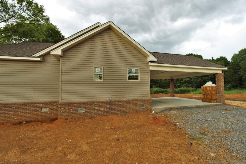 502 Vesta Rd, Lebanon, TN 37090
