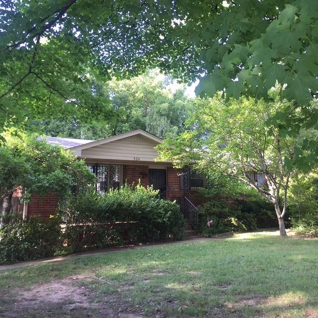 524 Harding Pl, Nashville, TN 37211