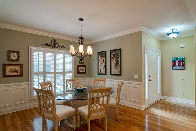7107 Chessington Dr, Fairview, TN 37062