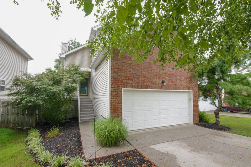5805 Avalon Ct, Hermitage, TN 37076