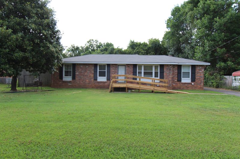 6545 Longview Dr, Murfreesboro, TN 37129