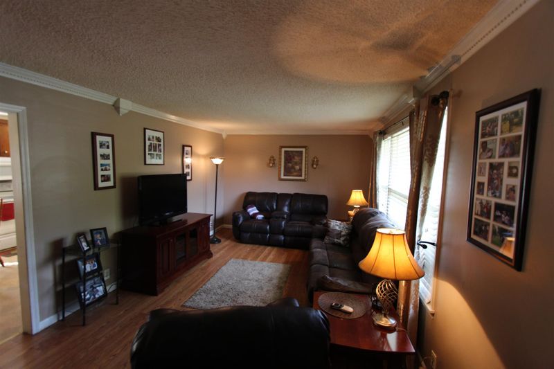 6545 Longview Dr, Murfreesboro, TN 37129