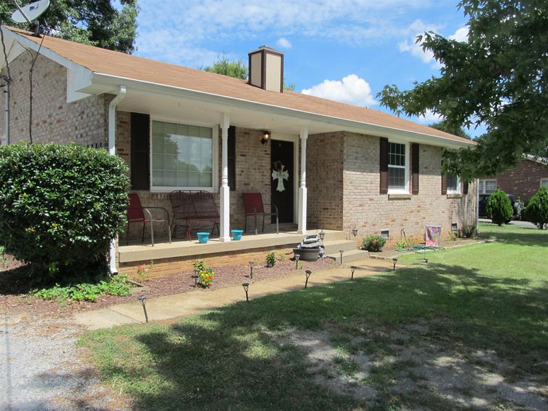 6625 Scenic Dr, Murfreesboro, TN 37129