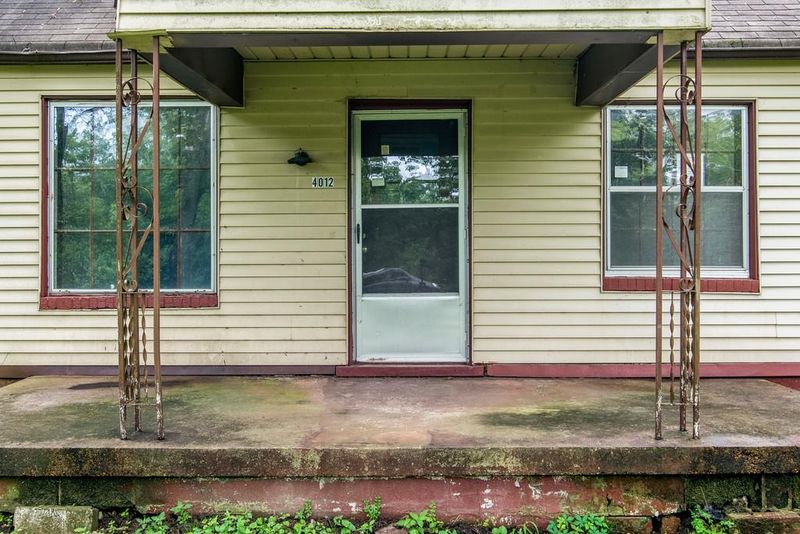 4012 Meadow Rd, Nashville, TN 37218