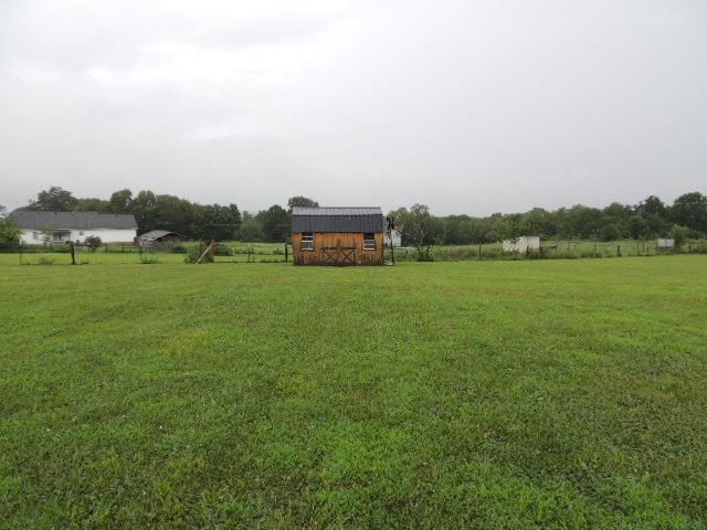 1026 Peak Dr, Castalian Springs, TN 37031