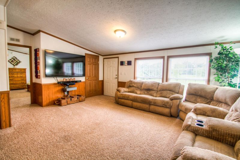 3547 76 Hwy, Cottontown, TN 37048