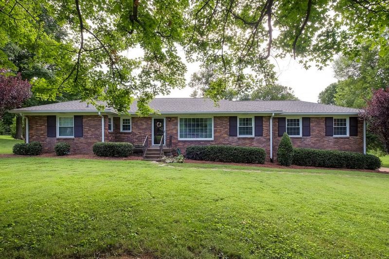5009 Ragland Dr, Nashville, TN 37220