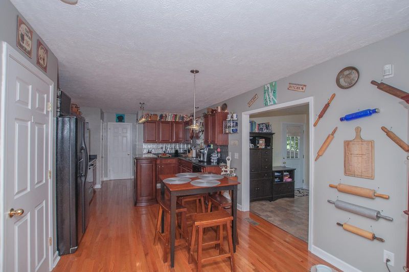 7025 Timber Oak Dr, Mount Juliet, TN 37122
