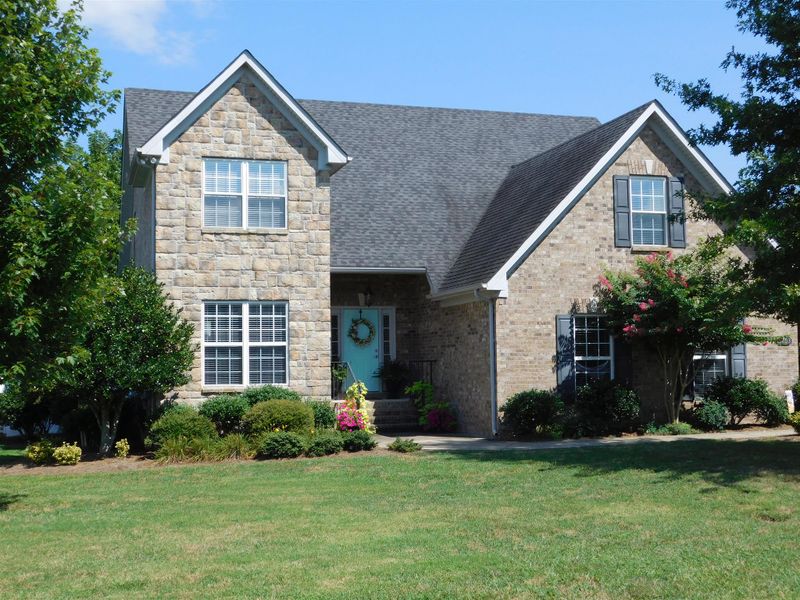 3703 Berryhill Dr, Murfreesboro, TN 37127