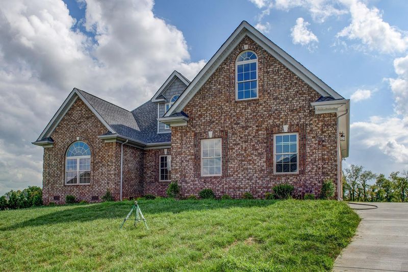 619 Indian Park Dr, Murfreesboro, TN 37128