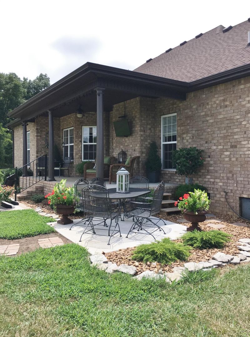1102 Sweetspire Dr, Murfreesboro, TN 37128