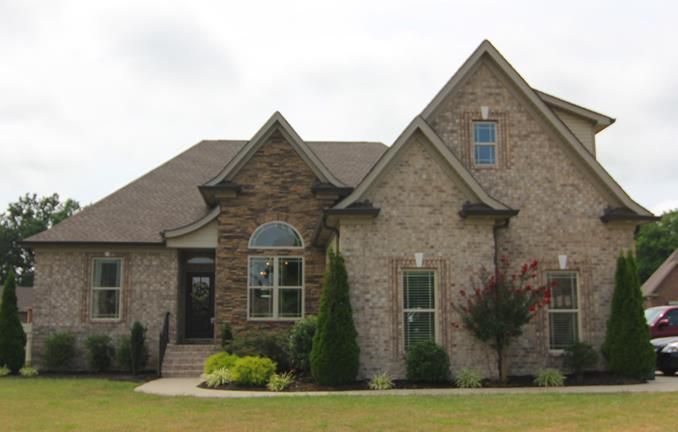 1409 Sweetspire Dr, Murfreesboro, TN 37128