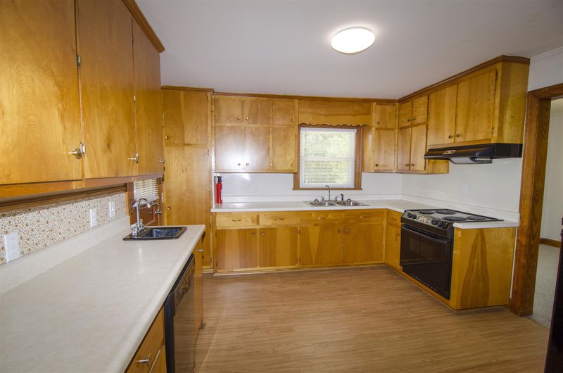 81 Jones Cir, Old Hickory, TN 37138