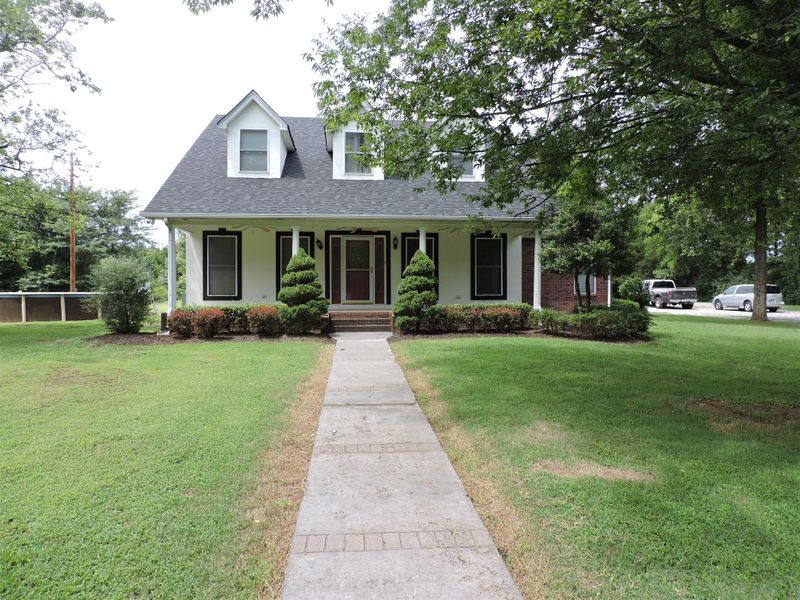 3310 Saint Andrews Dr, Murfreesboro, TN 37128