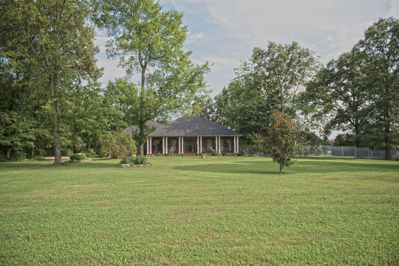 5027 Willowbend Dr, Murfreesboro, TN 37128