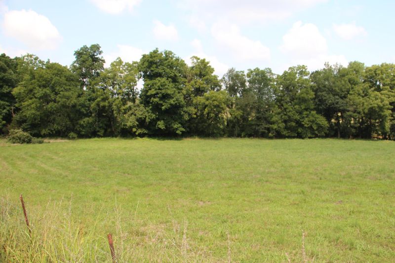 2 Benson Rd, Springfield, TN 37172