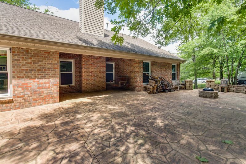 1324 Oak Valley Dr, Mount Juliet, TN 37122