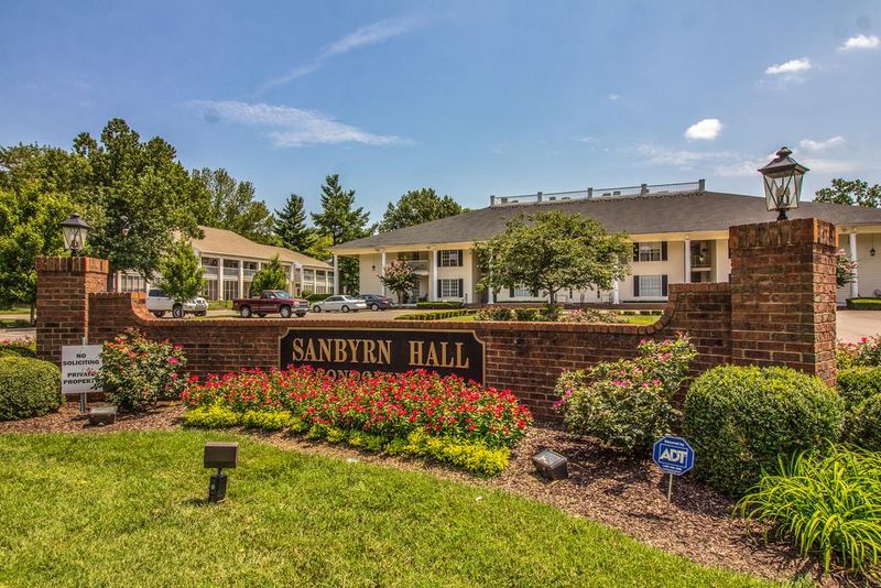 1280 Middle Tennessee Blvd #E-16, Murfreesboro, TN 37130