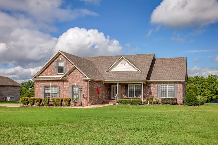618 Delk Ln, Columbia, TN 38401