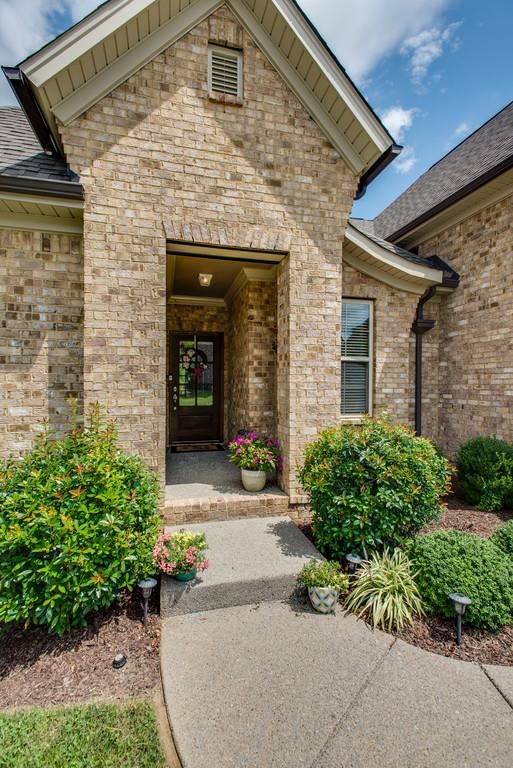 8173 Middlewick Ln, Nolensville, TN 37135