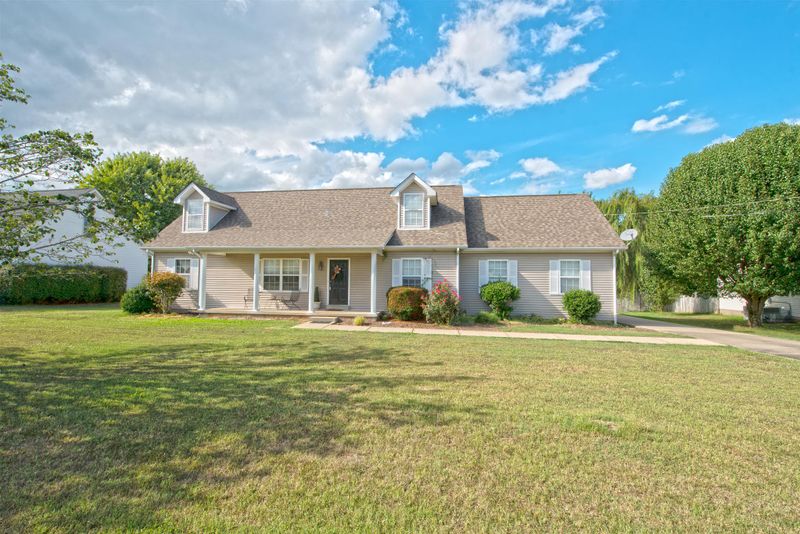 2922 Arthur Dr, Murfreesboro, TN 37130