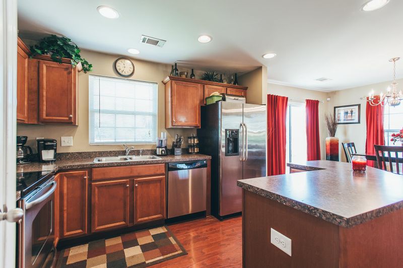 100 Alred Cir, Hendersonville, TN 37075