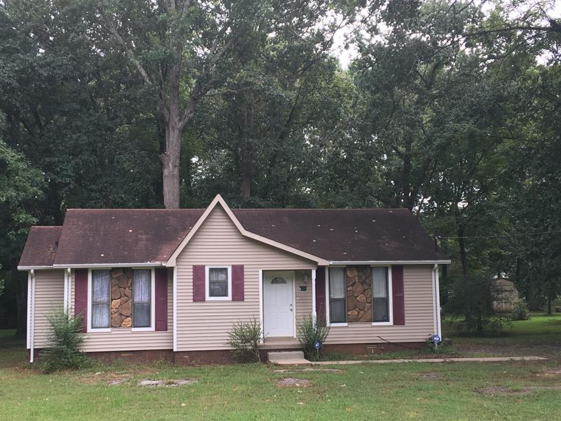 708 Miller Estates Rd, Smyrna, TN 37167