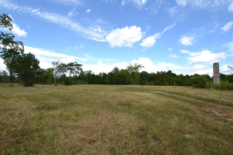 4 Fall Creek Rd, Lebanon, TN 37090